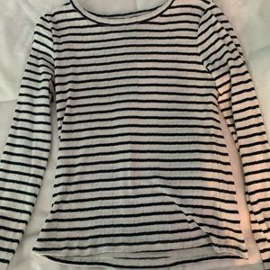 black and white stripped long sleeve shirt